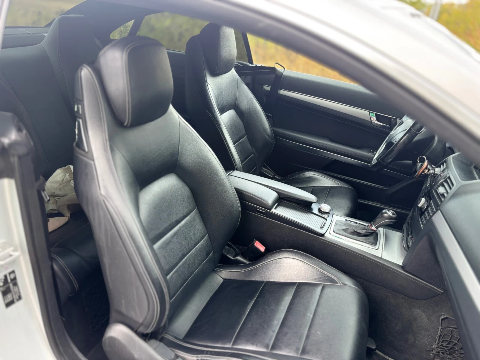 Mercedes-Benz E 350 AMG Line E350D Coupe, снимка 5 - Автомобили и джипове - 56232996