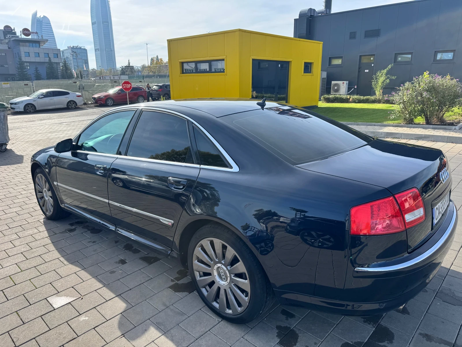 Audi A8 4.2 LPG, снимка 4 - Автомобили и джипове - 56636651