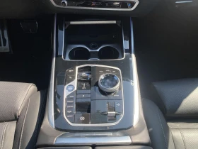 BMW X7 40d* M SPORT* SKY LOUNGE* HUD* DISTR* 360 CAM* , снимка 9