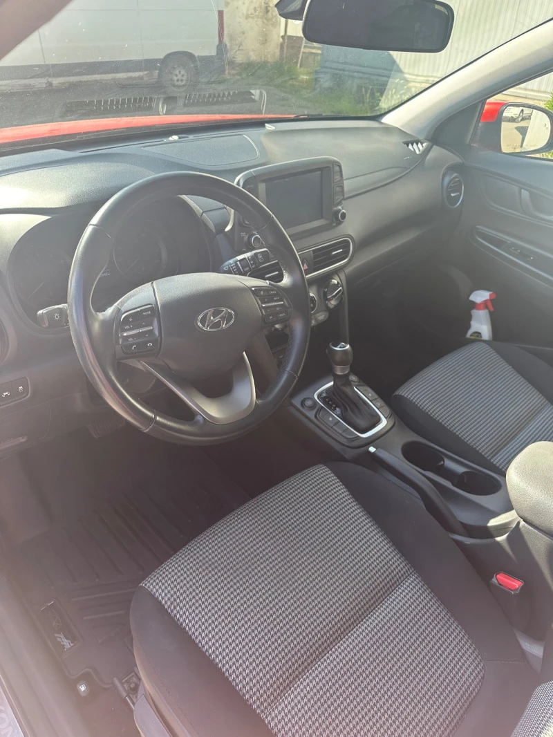 Hyundai Kona 2.0 AWD, снимка 12 - Автомобили и джипове - 47401058