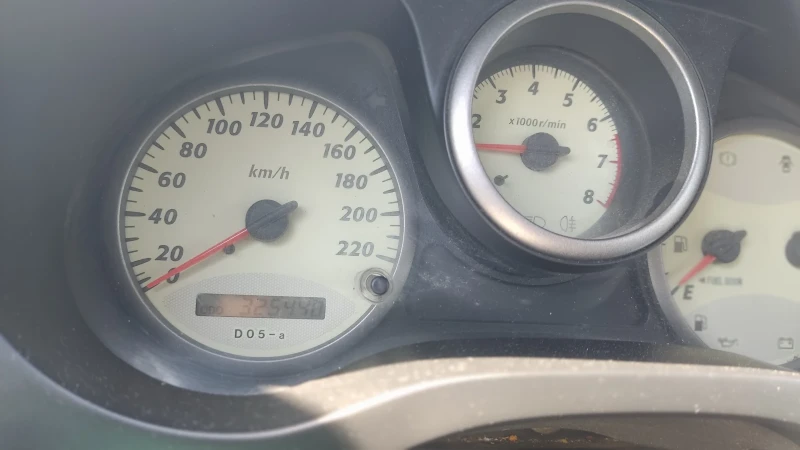 Toyota Rav4 2.0 VVTI 4x4, снимка 10 - Автомобили и джипове - 52339086