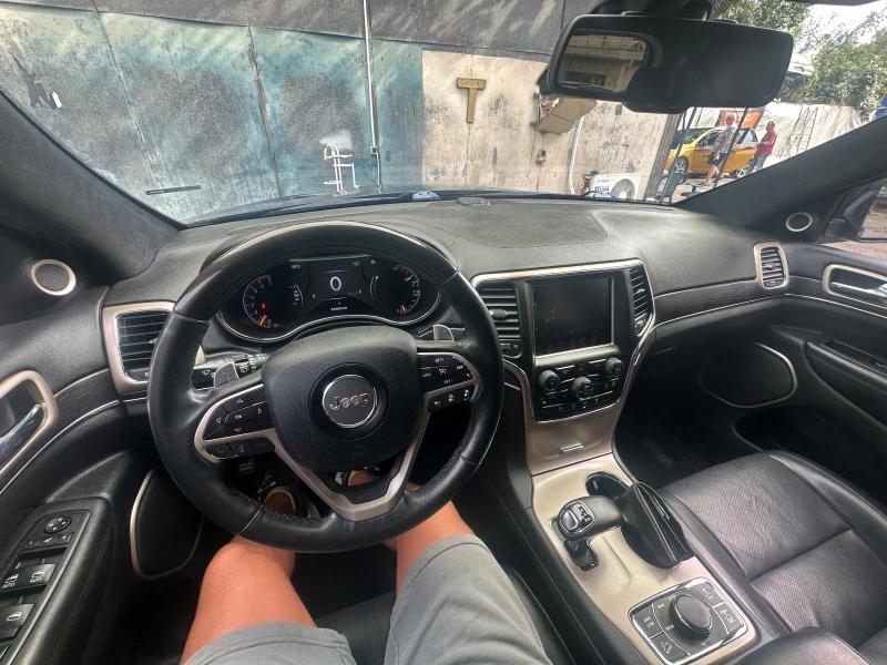 Jeep Grand cherokee Full 5.7 Hemi/SRT pack, снимка 7 - Автомобили и джипове - 52566759