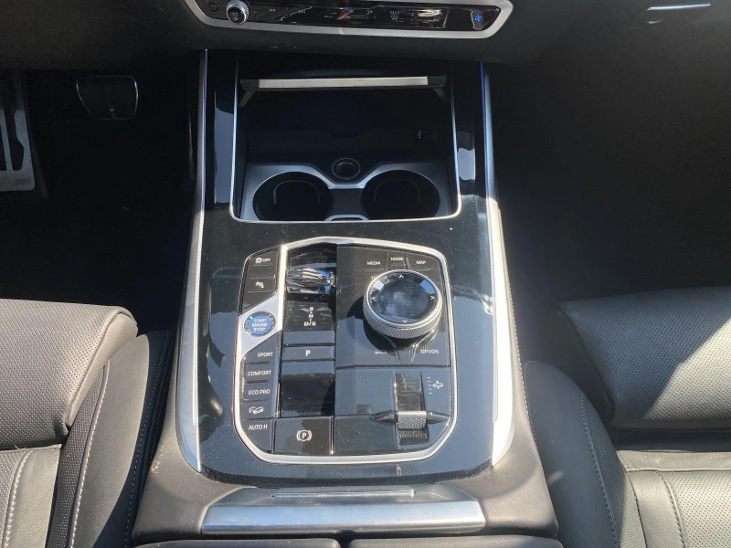 BMW X7 40d* M SPORT* SKY LOUNGE* HUD* DISTR* 360 CAM* , снимка 9 - Автомобили и джипове - 51743921