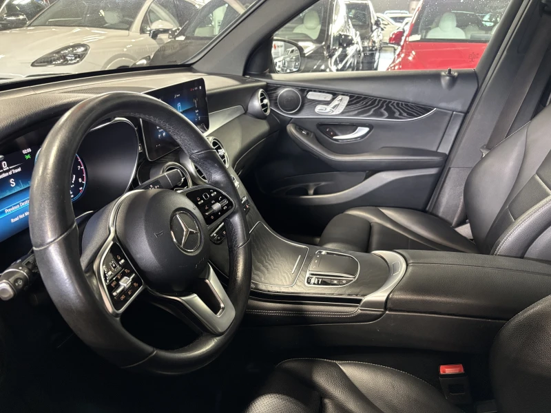Mercedes-Benz GLC 300 AMG PACK* MULTIBEAM* PANO* AMBIENT* KEYLESS GO* DI, снимка 11 - Автомобили и джипове - 52334522