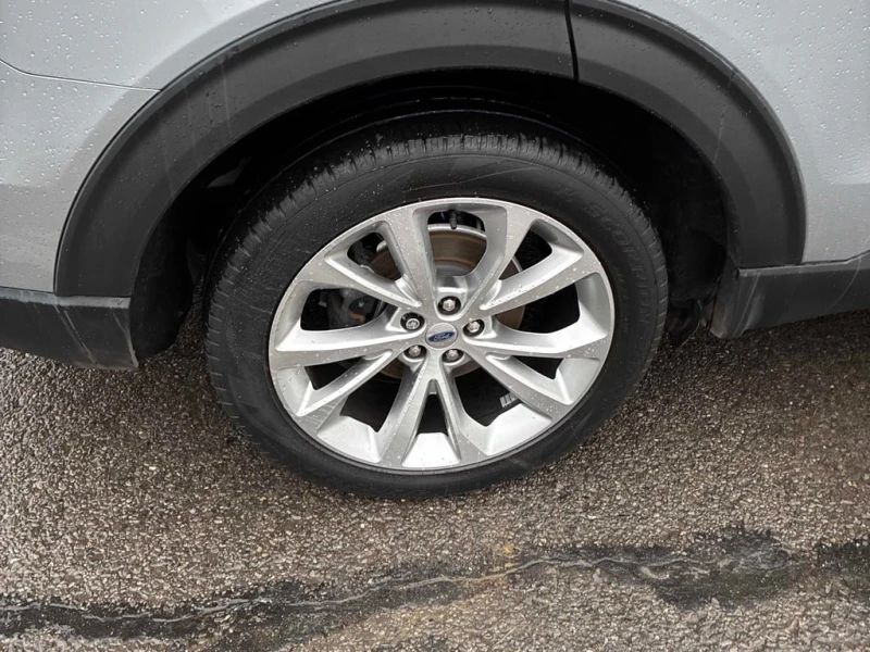 Ford Explorer * Platinum 4WD * CARFAX * БЕЗ ПЪРВОНАЧАЛНА ВНОСКА, снимка 14 - Автомобили и джипове - 52972390