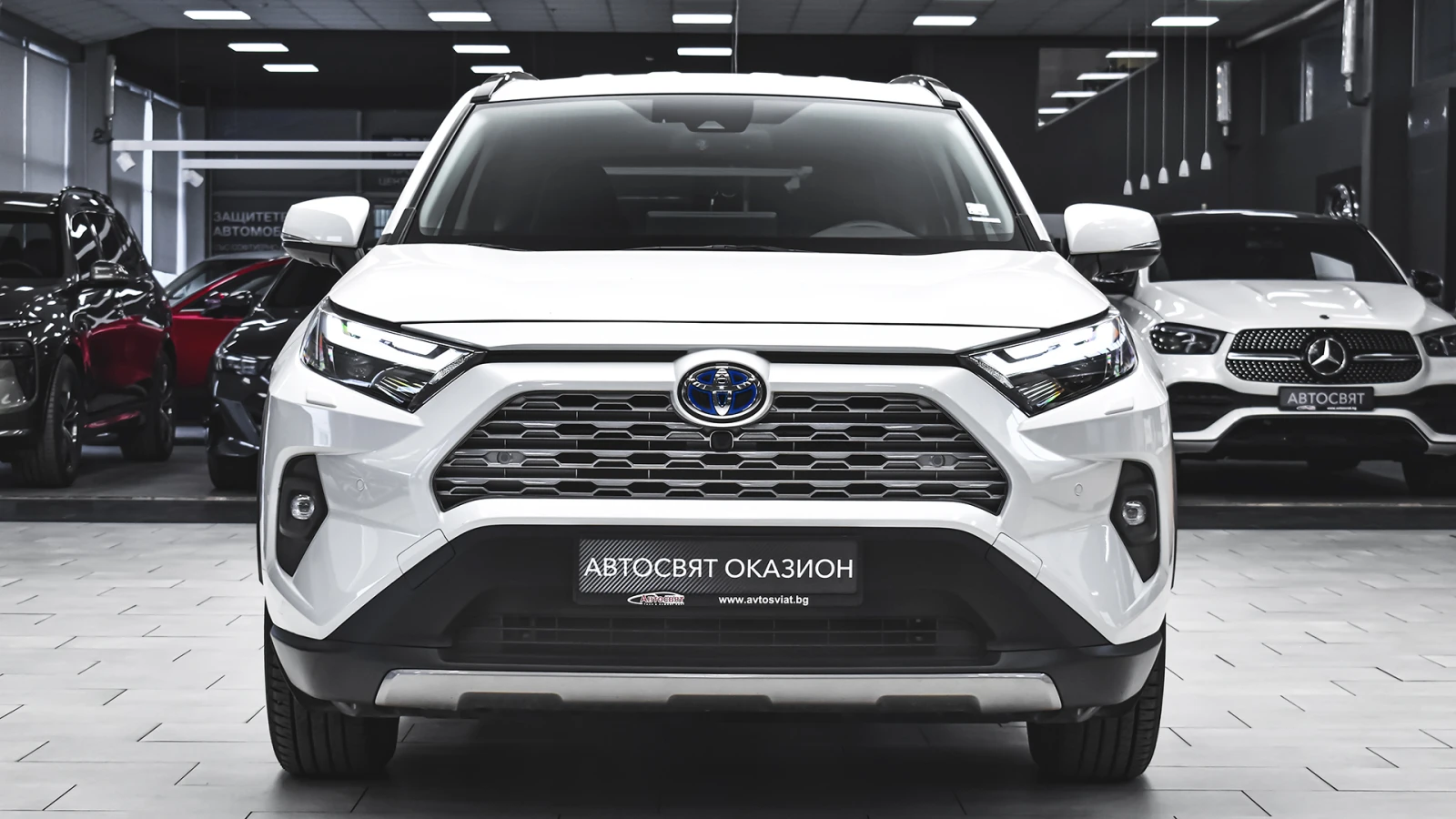 Toyota Rav4 LUXURY 2.5 Hybrid 4x4 e-CVT - изображение 2