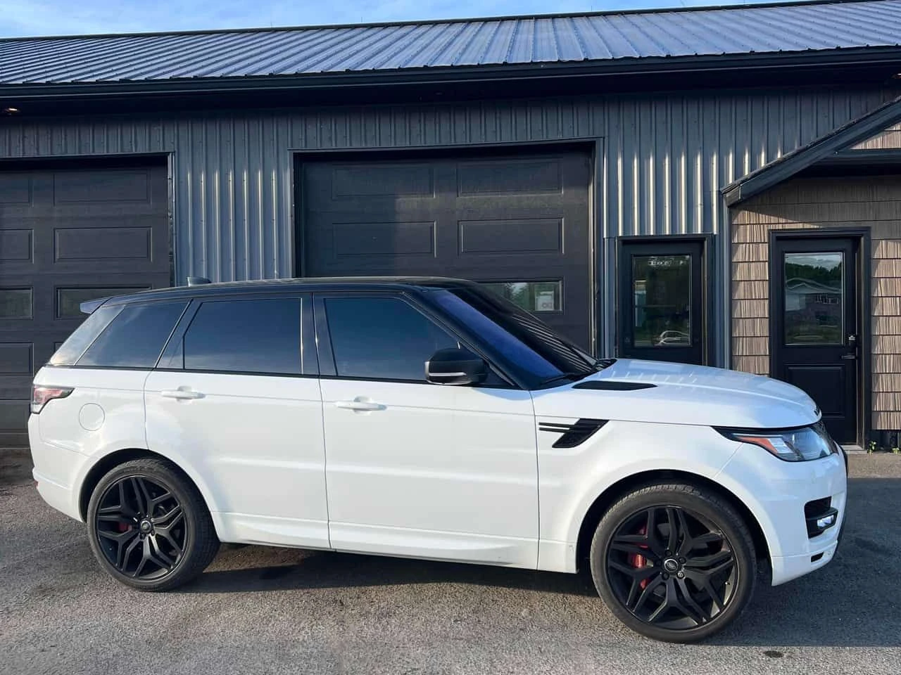 Land Rover Range Rover Sport V8 SUPERCHARGED/АВТОКРЕДИТ БЕЗ ПЪРВОНАЧАЛНА ВНОСКА, снимка 4 - Автомобили и джипове - 54970731