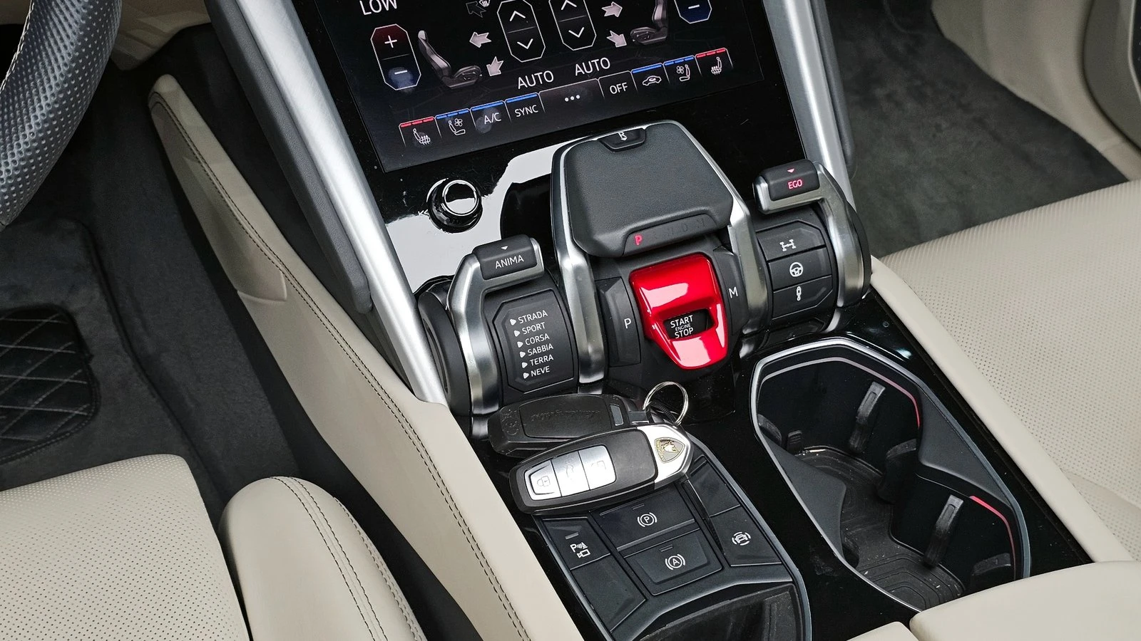 Lamborghini Urus ЛЮК* МАСАЖ* HUD* 360* KEYLESS* КРАЙНА ЦЕНА, снимка 9 - Автомобили и джипове - 55336486