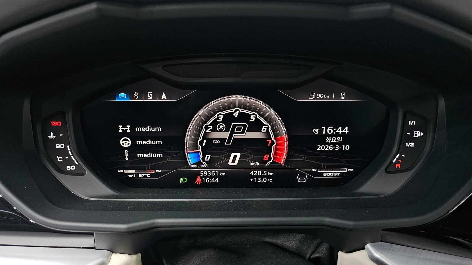 Lamborghini Urus ЛЮК* МАСАЖ* HUD* 360* KEYLESS* КРАЙНА ЦЕНА, снимка 8 - Автомобили и джипове - 55336486