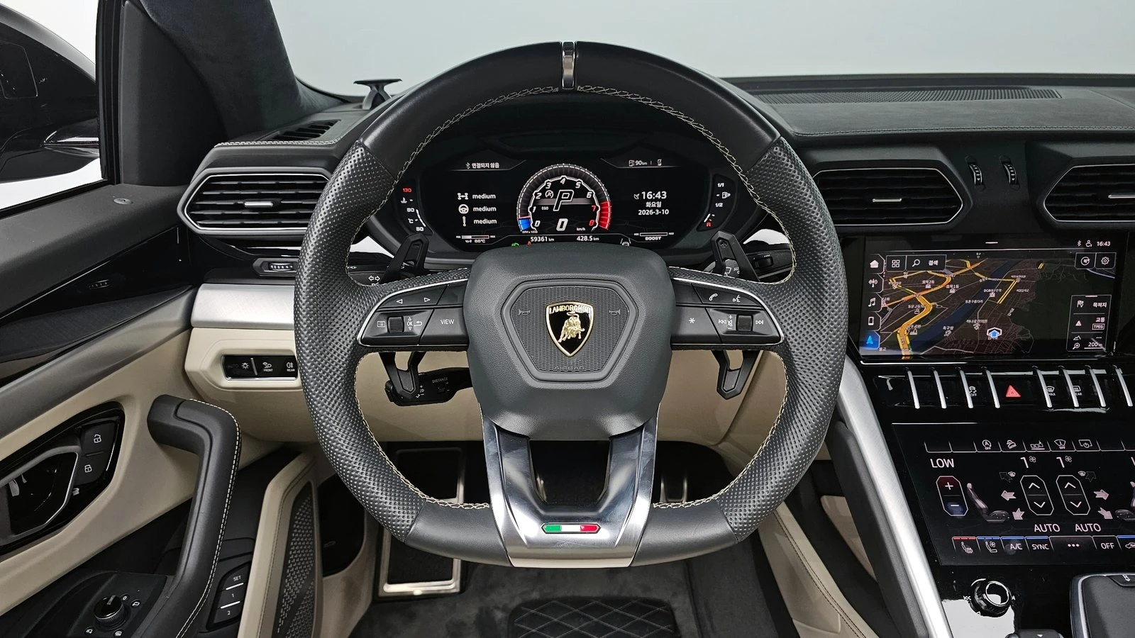 Lamborghini Urus ЛЮК* МАСАЖ* HUD* 360* KEYLESS* КРАЙНА ЦЕНА, снимка 13 - Автомобили и джипове - 55336486