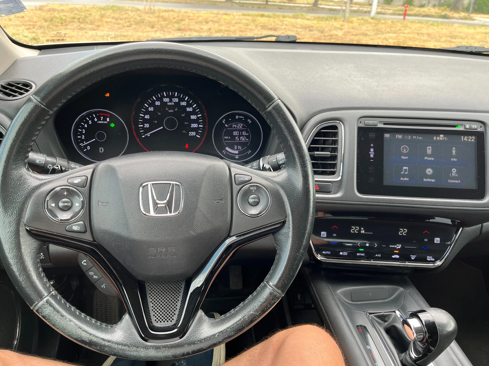 Honda Hr-v 1.8 AWD, снимка 11 - Автомобили и джипове - 56404667