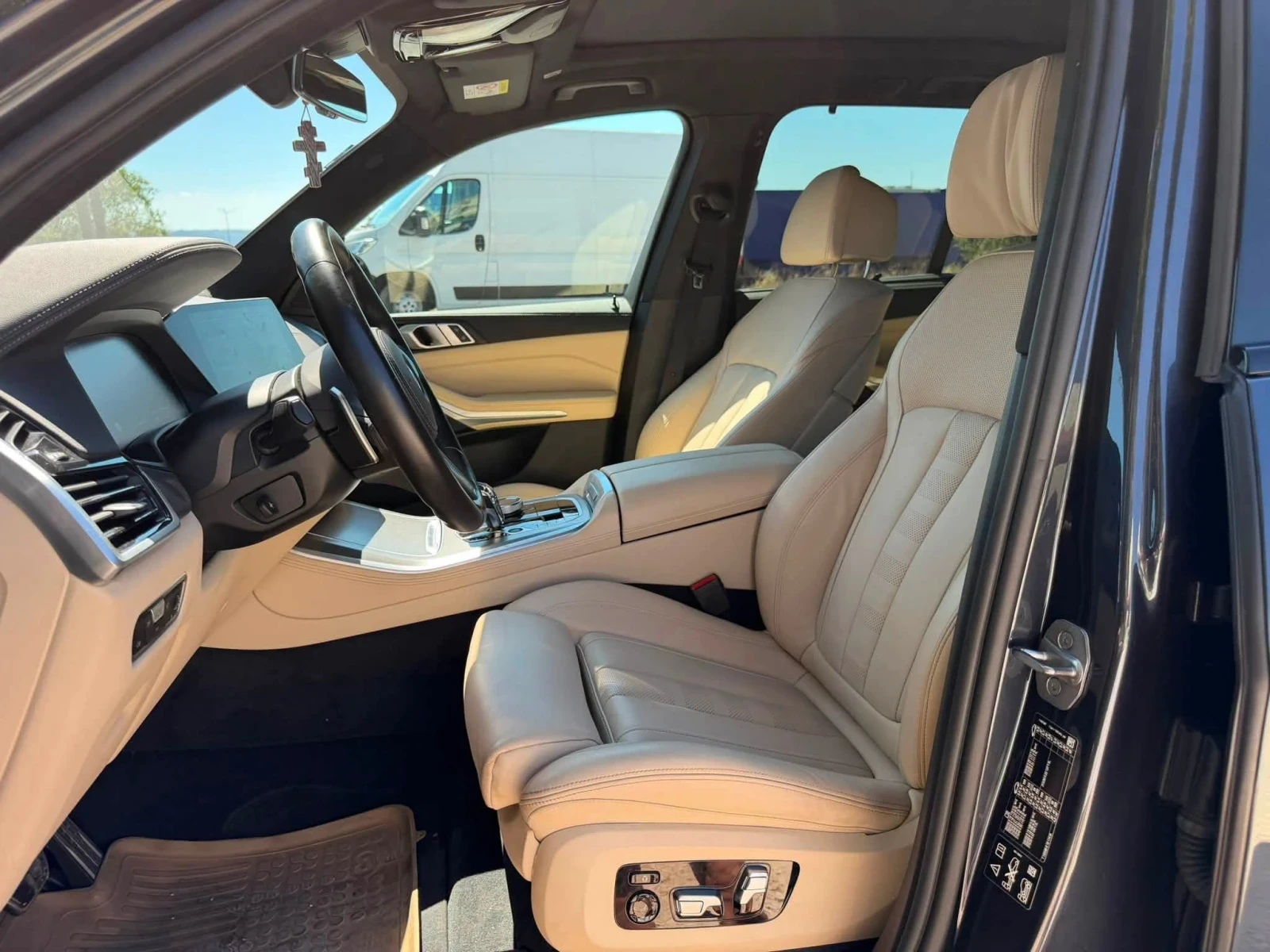 BMW X5 30d XDrive Гаранционна, снимка 10 - Автомобили и джипове - 56006044