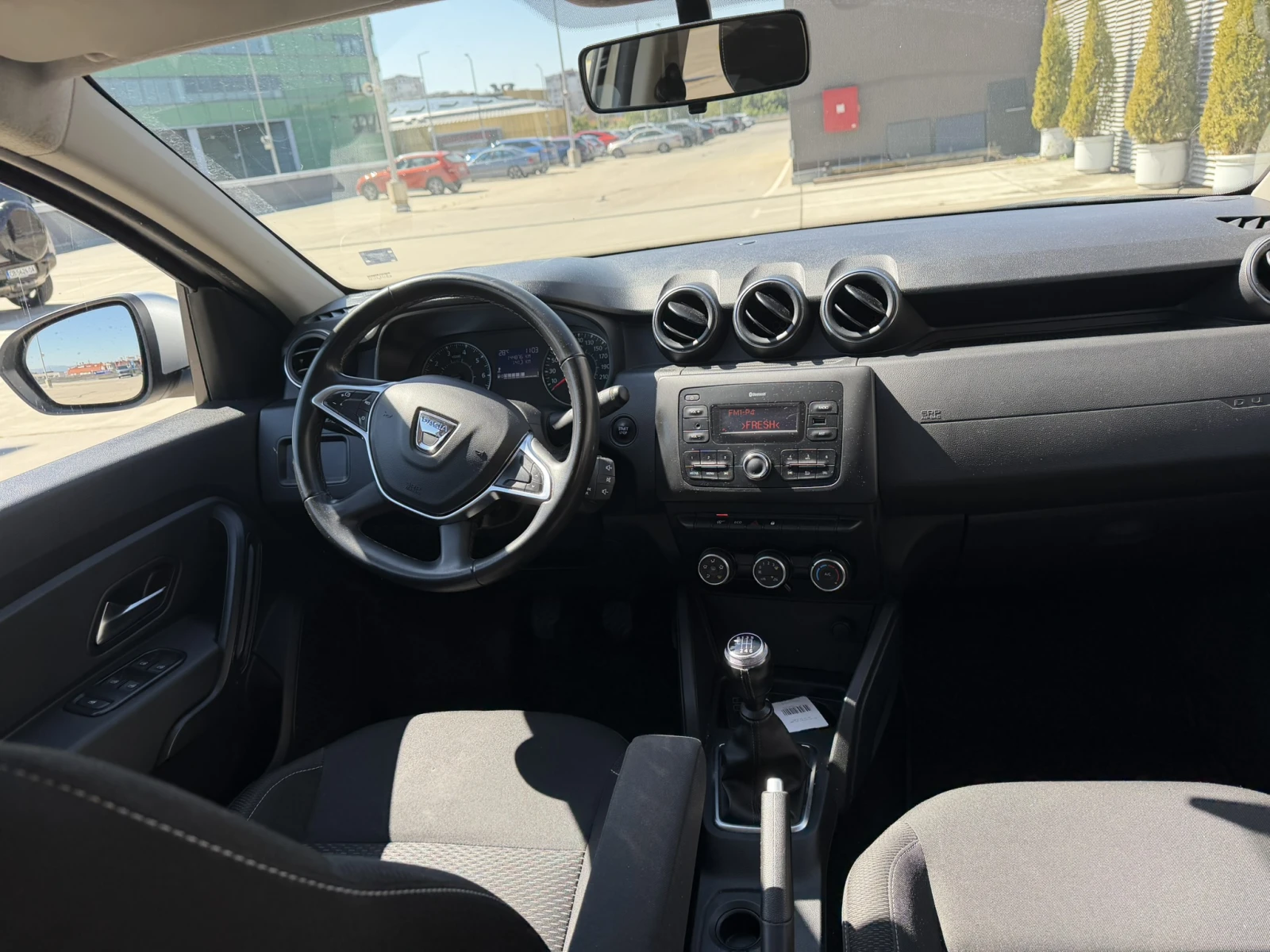 Dacia Duster 1.3 TCe , снимка 9 - Автомобили и джипове - 56219290