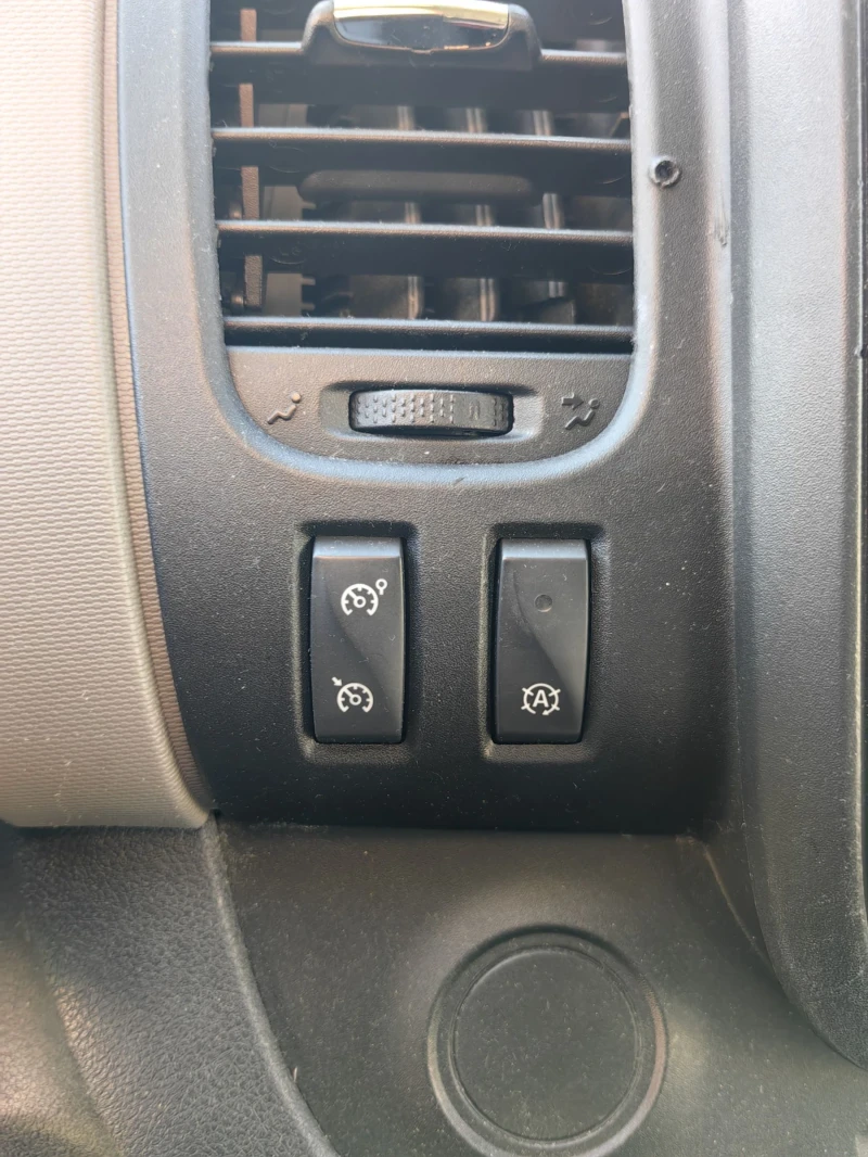 Renault Trafic 1, 6, снимка 8 - Бусове и автобуси - 52861115