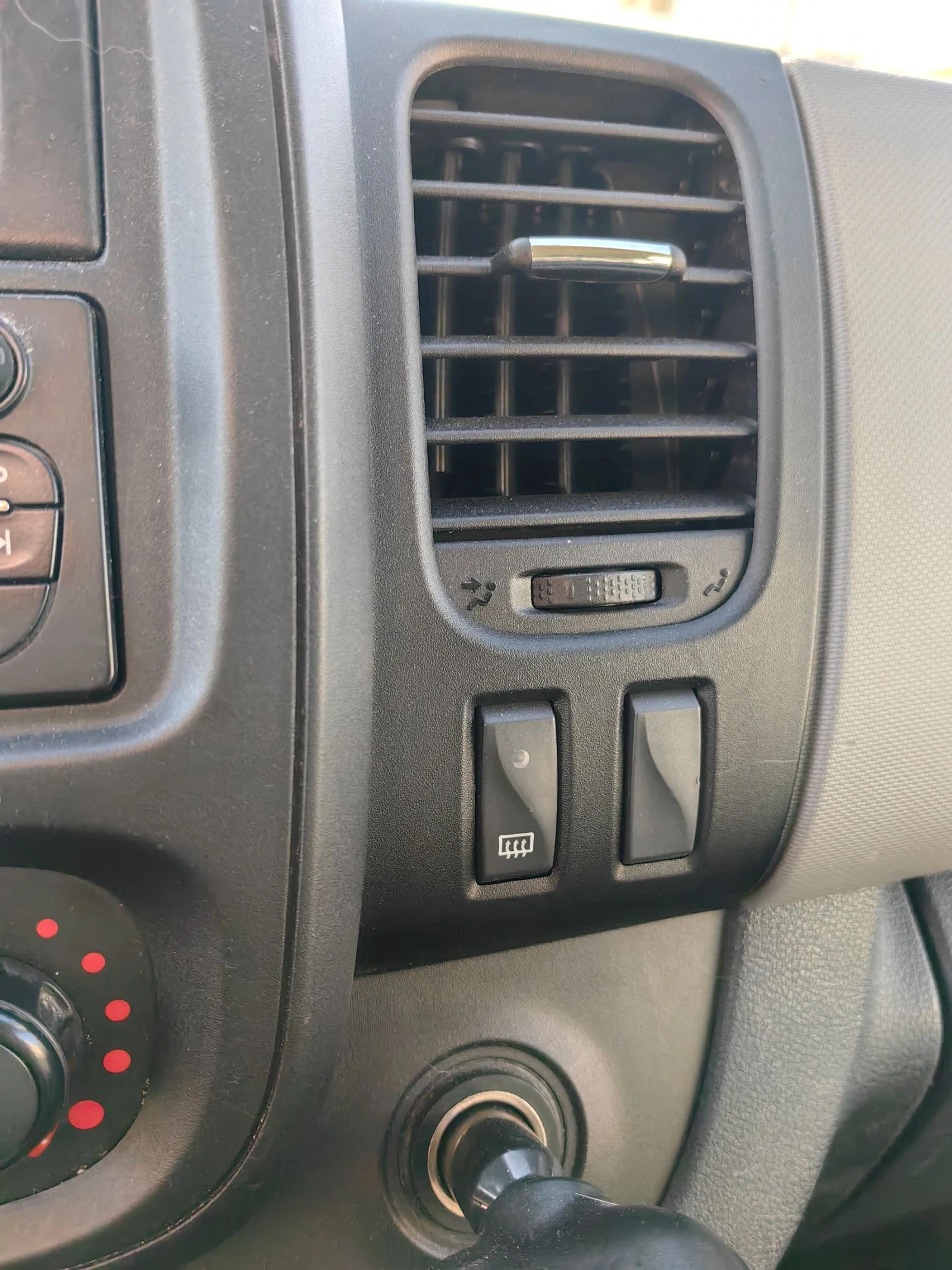 Renault Trafic 1, 6 - изображение 9