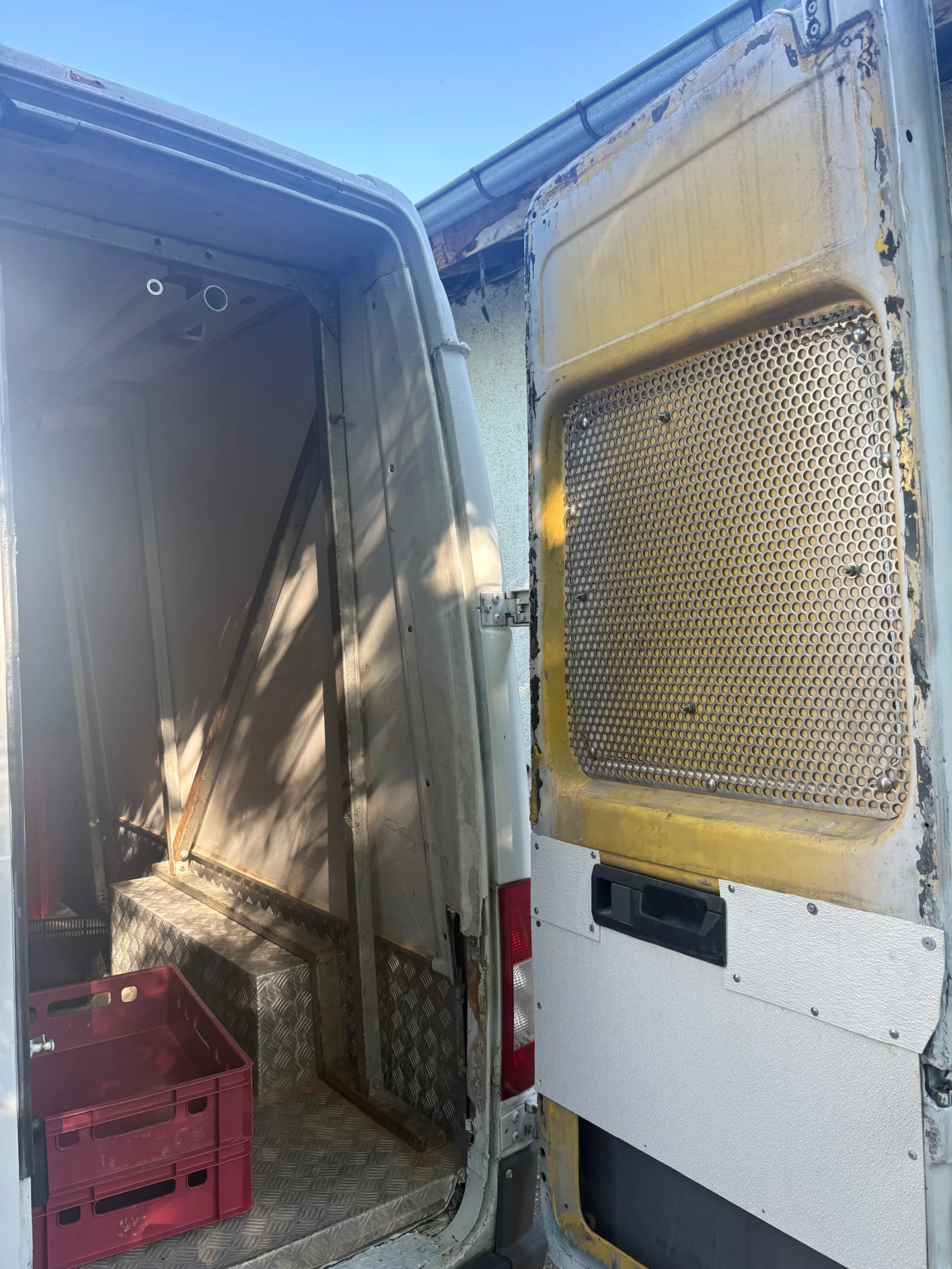 Mercedes-Benz Sprinter 313 Хладилен, снимка 10 - Бусове и автобуси - 54665384