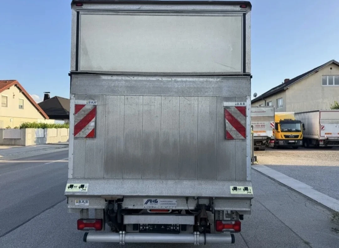 Iveco Daily 35s18* HI-MATIC* БОРД* КЛИМА* , снимка 6 - Бусове и автобуси - 55471251