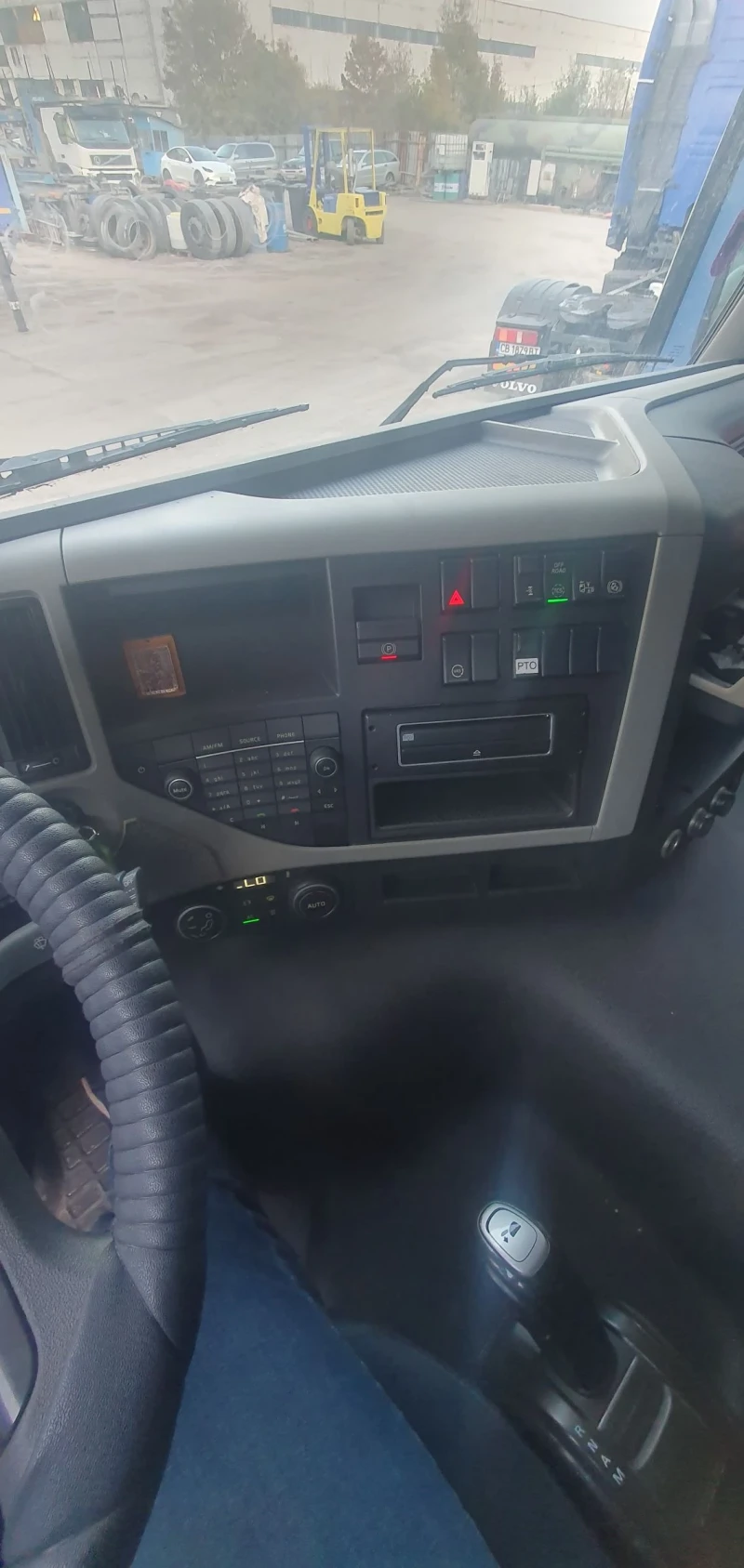 Volvo Fm, снимка 10 - Камиони - 52130475