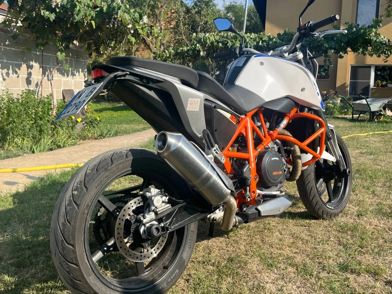Ktm Duke 690, снимка 3 - Мотоциклети и мототехника - 51396096