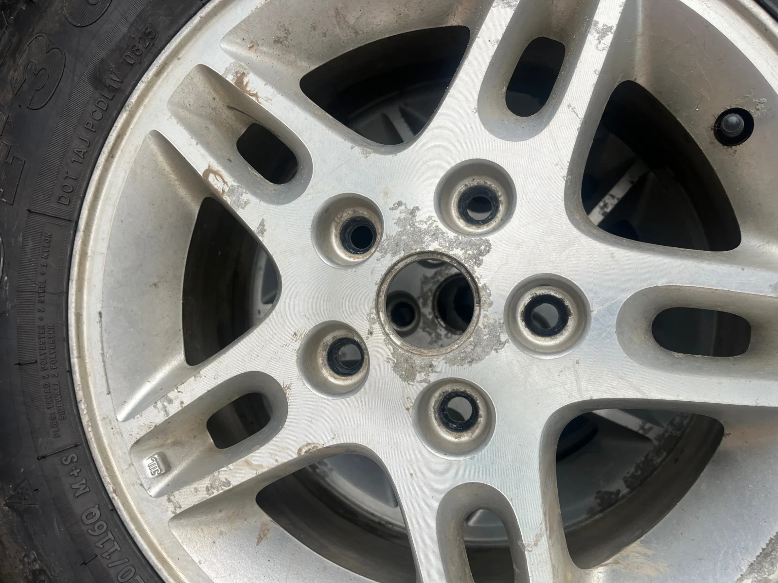 ���� � ������ 245/75R16 | Mobile.bg � ����������� 4