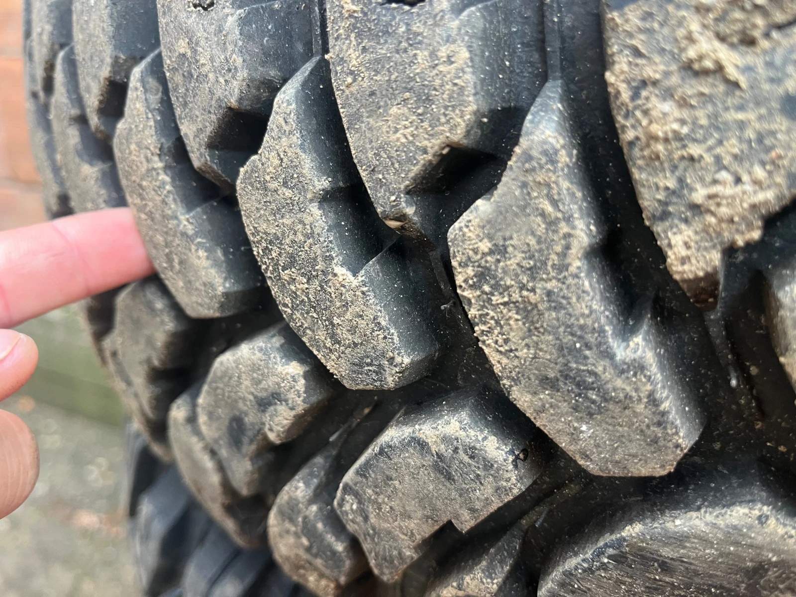 ���� � ������ 245/75R16 | Mobile.bg � ����������� 7