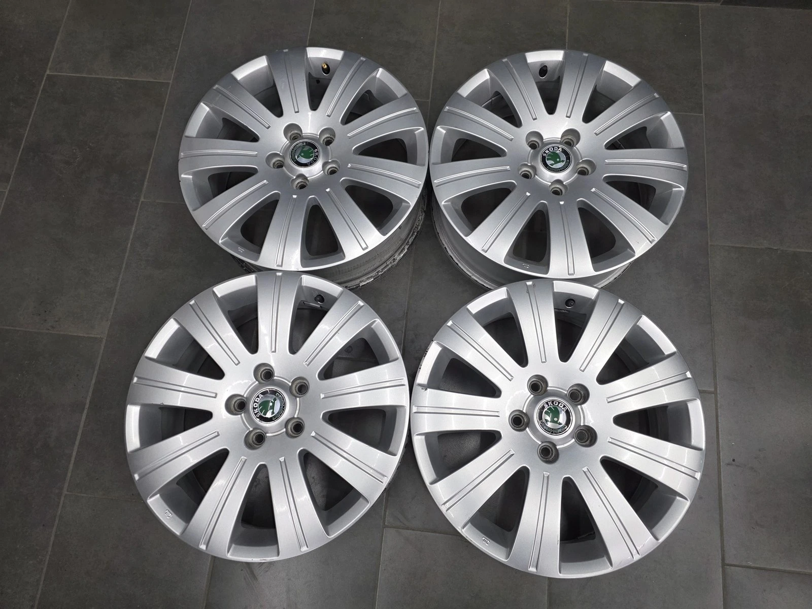 Джанти за Skoda, снимка 3 - Гуми и джанти - 56723587