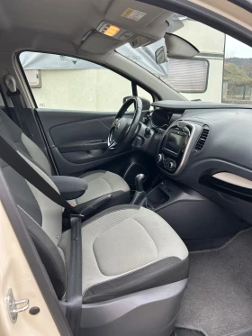 Renault Captur Лека кола, снимка 10
