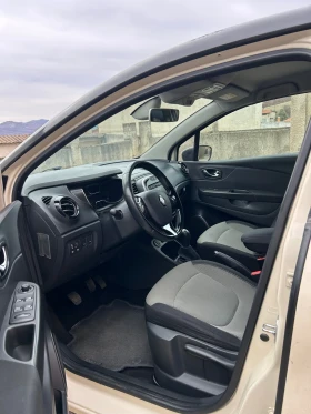 Renault Captur Лека кола, снимка 11