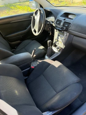 Toyota Avensis 1.8 Бензин-Газ VVT-i, снимка 9