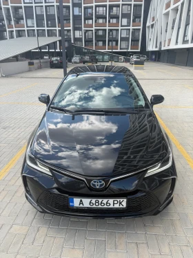 Toyota Corolla Facelift 1.8 HSD Luxury Plus, снимка 2