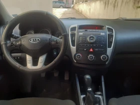 Обява за продажба на Kia Ceed 1.4 16V ~5 300 лв. - изображение 8 | Auto.bg Обява за продажба на Kia Ceed 1.4 16V ~5 300 лв. - изображение 8