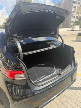 Toyota Corolla Facelift 1.8 HSD Luxury Plus | Auto.bg — изображение 14