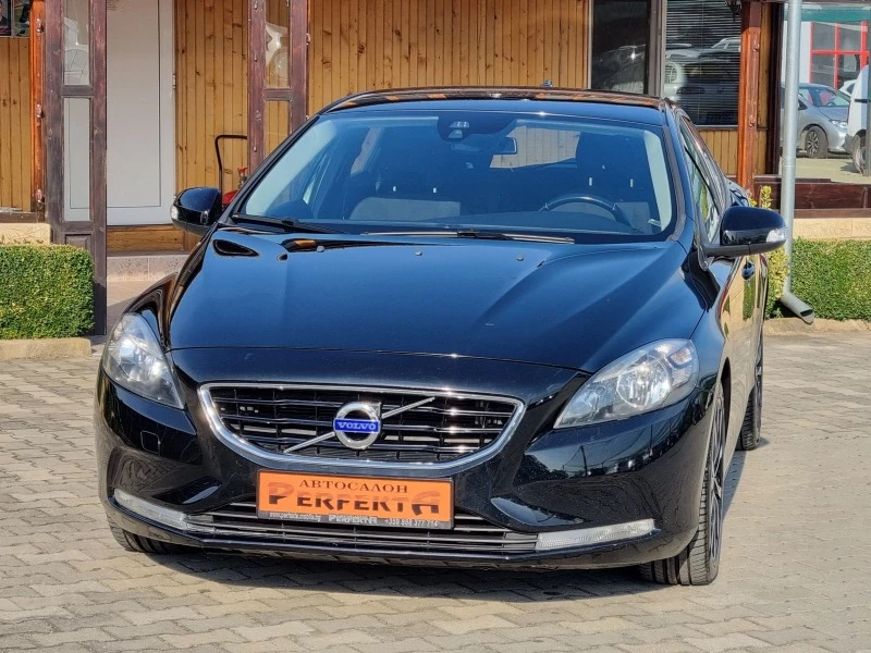 Volvo V40 1.6дизел 114к.с., снимка 3 - Автомобили и джипове - 42281155