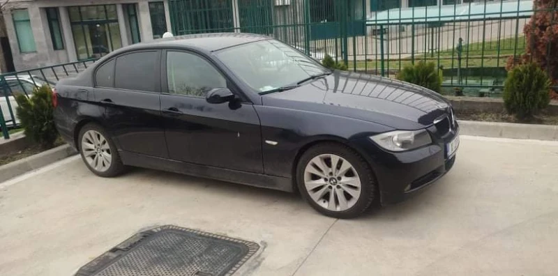 BMW 320 163 к.с.  кожа/ седан, снимка 2 - Автомобили и джипове - 47539651