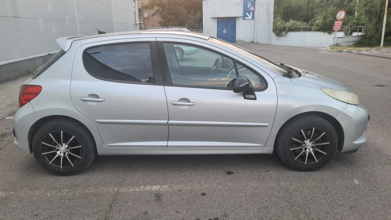 Peugeot 207 1.4 газ , снимка 6 - Автомобили и джипове - 47963290