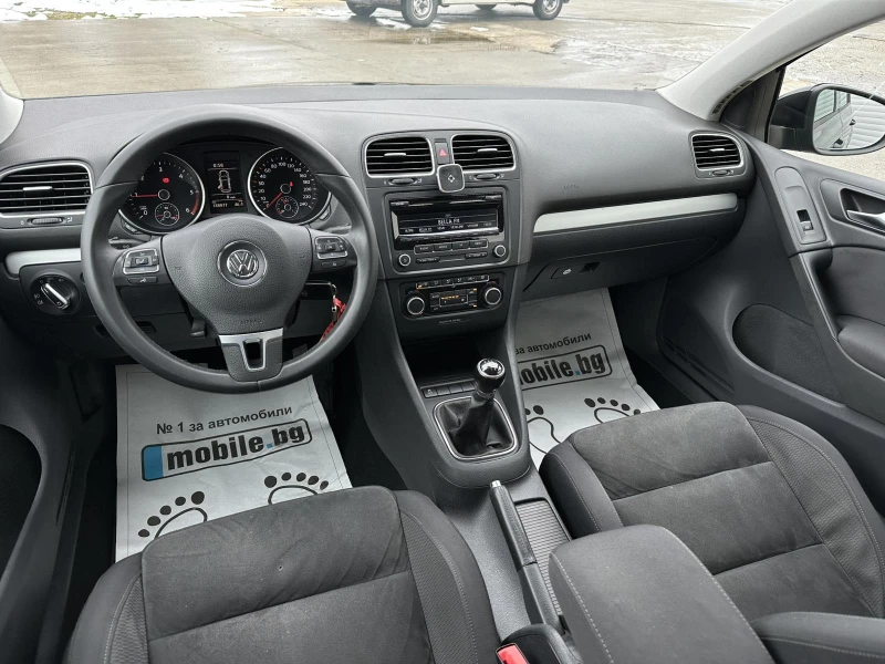 VW Golf 1.6TDI LED* * * , снимка 7 - Автомобили и джипове - 48668577