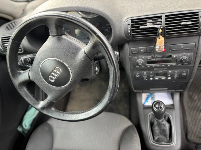 Audi A3 1.9 Tdi, снимка 9 - Автомобили и джипове - 49559409