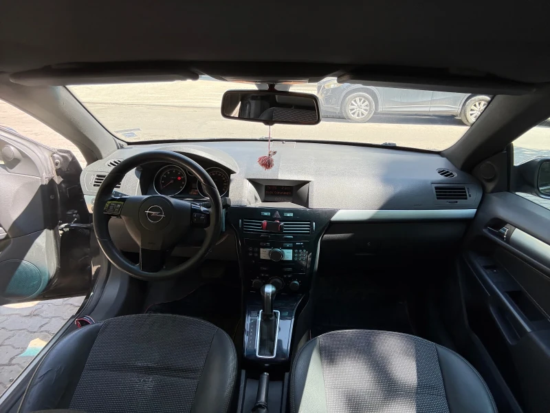 Opel Astra TwinTop бензин/газ, снимка 9 - Автомобили и джипове - 53057077
