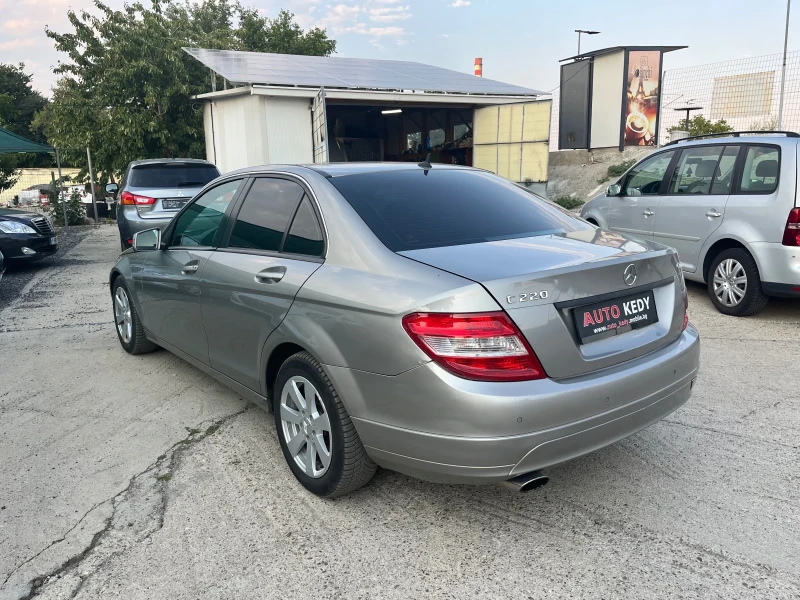 Mercedes-Benz C 220 CDI, снимка 4 - Автомобили и джипове - 51110525