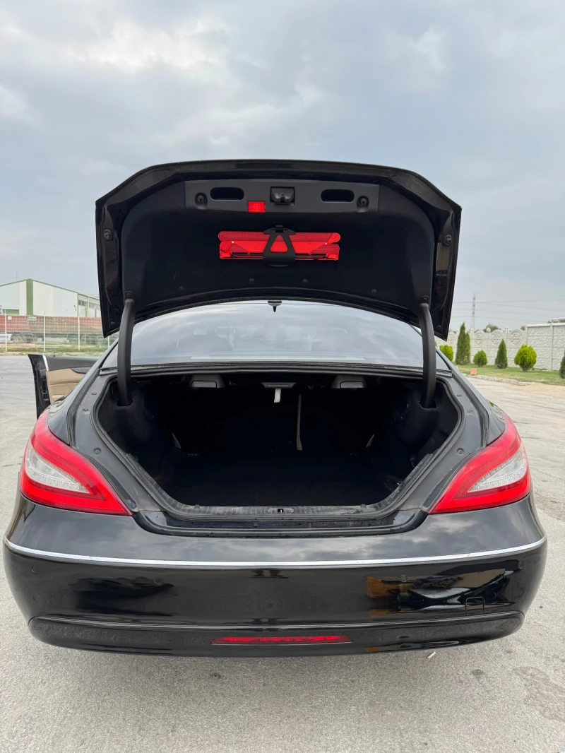 Mercedes-Benz CLS 350, снимка 15 - Автомобили и джипове - 52449323