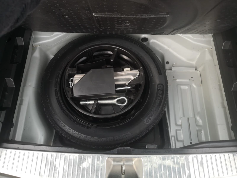 Mercedes-Benz C 180 i Kompressor , снимка 14 - Автомобили и джипове - 52142494