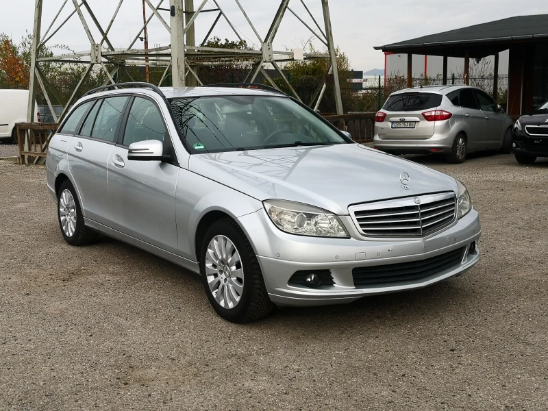 Mercedes-Benz C 180 i Kompressor , снимка 3 - Автомобили и джипове - 52142494