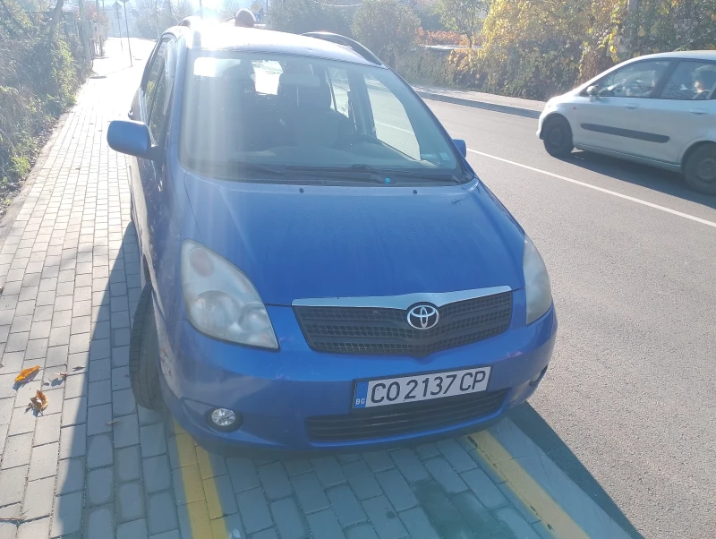 Toyota Corolla verso, снимка 7 - Автомобили и джипове - 52267295