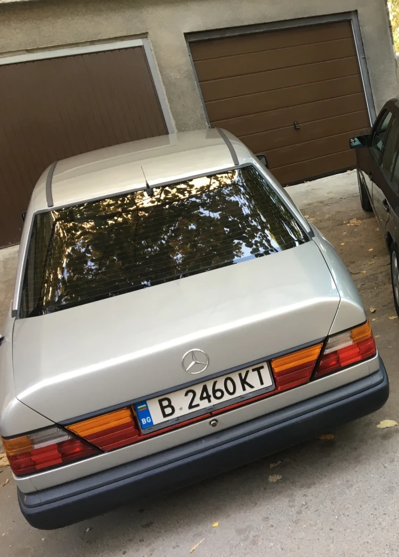 Mercedes-Benz 124 2.5D , снимка 12 - Автомобили и джипове - 52345641