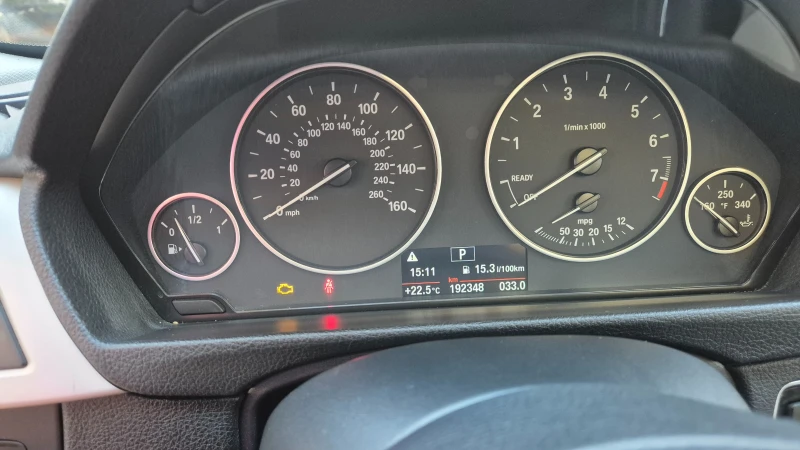 BMW 320 xDrive, снимка 8 - Автомобили и джипове - 52394956