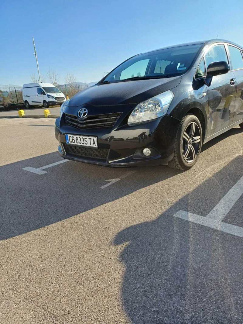 Toyota Verso, снимка 4 - Автомобили и джипове - 53152871