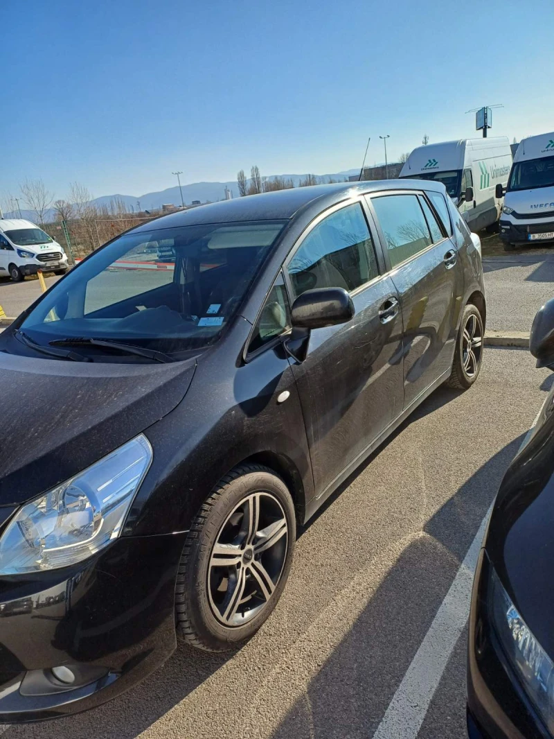 Toyota Verso, снимка 6 - Автомобили и джипове - 53152871