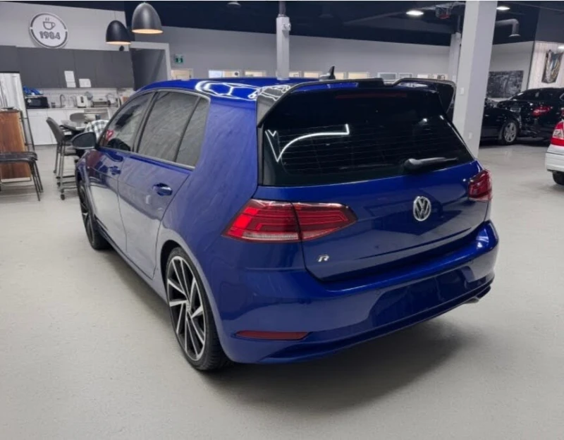 VW Golf R 4-Door AWD* АвтоКредит* (Цена до БГ) , снимка 5 - Автомобили и джипове - 53406786
