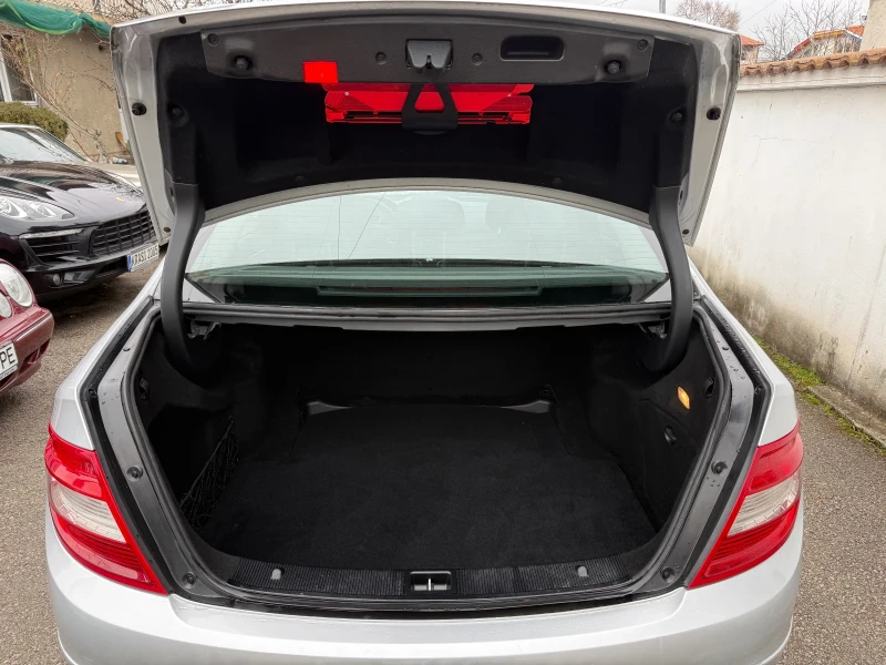 Mercedes-Benz C 220 CDI 154000KM!!!, снимка 16 - Автомобили и джипове - 53527911