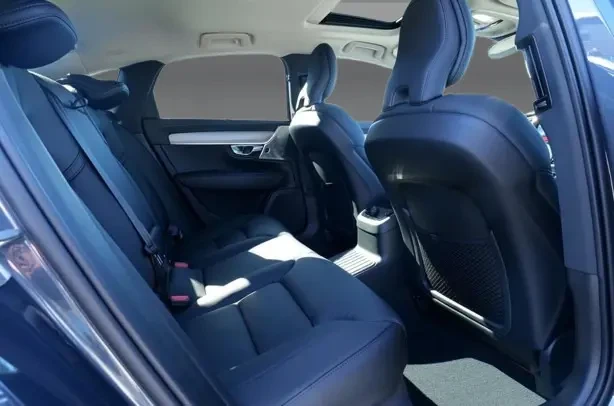 Volvo S90 T8 Recharge AWD Ultimate Dark = NEW = Гаранция, снимка 12 - Автомобили и джипове - 53562670